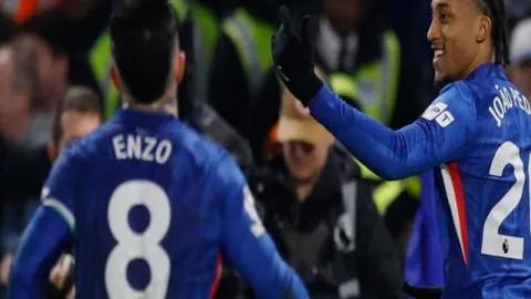 北京举办国际盛宴，冬奥场馆冰雪赛事亮点频现——北京青年报客户端